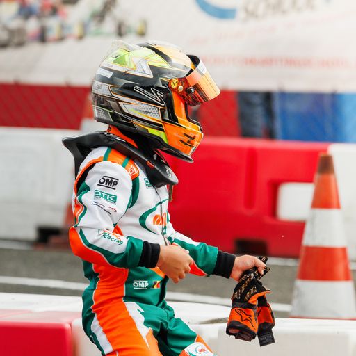 2024 GK4 Landsard Thiago Hoorelbeke sitting on MCK X30 Rookie kart