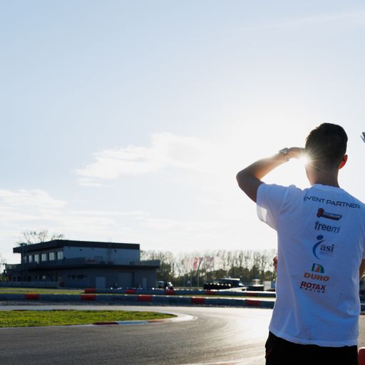 24H Slovakia, Wesley Peels staring into the sun